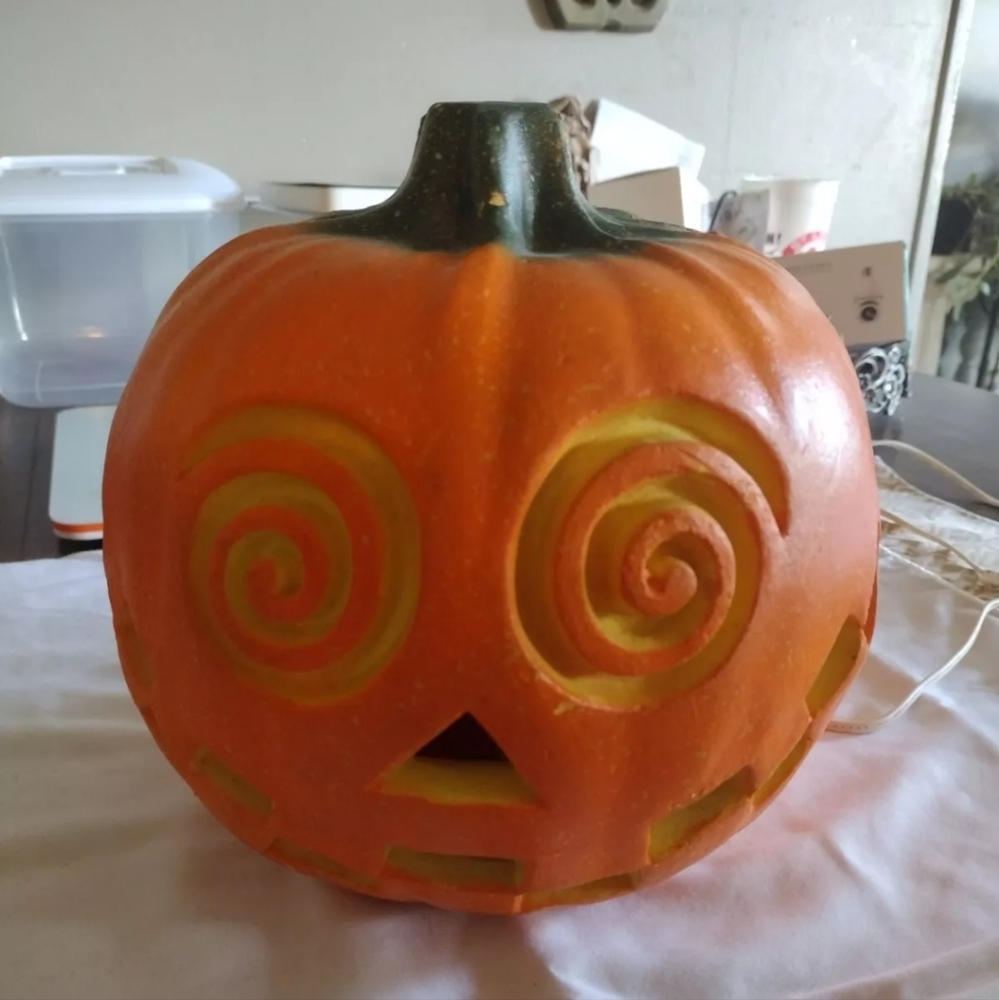 Vintage pumpkin lamp